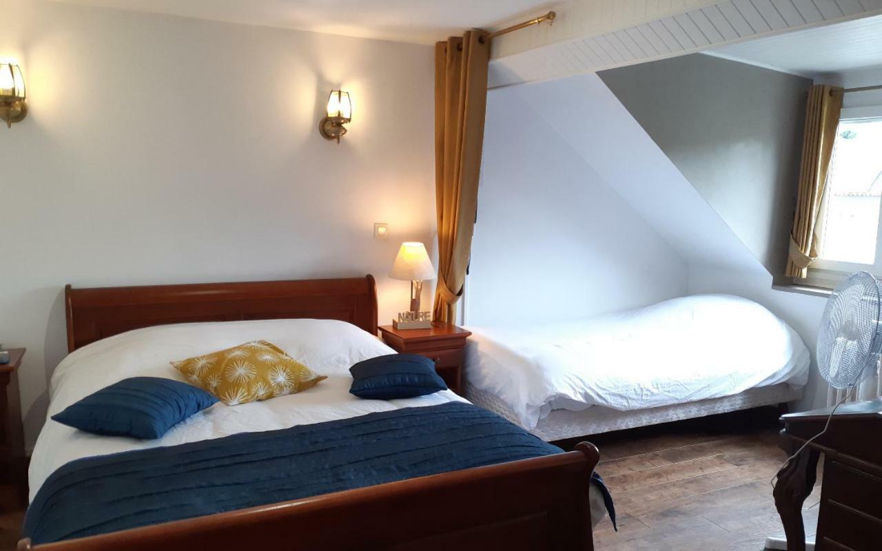 Logis Le Saint Hubert Haybes Exterior foto